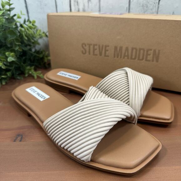 Steve Madden Women's Cream Sandals - Picture 2 of 5